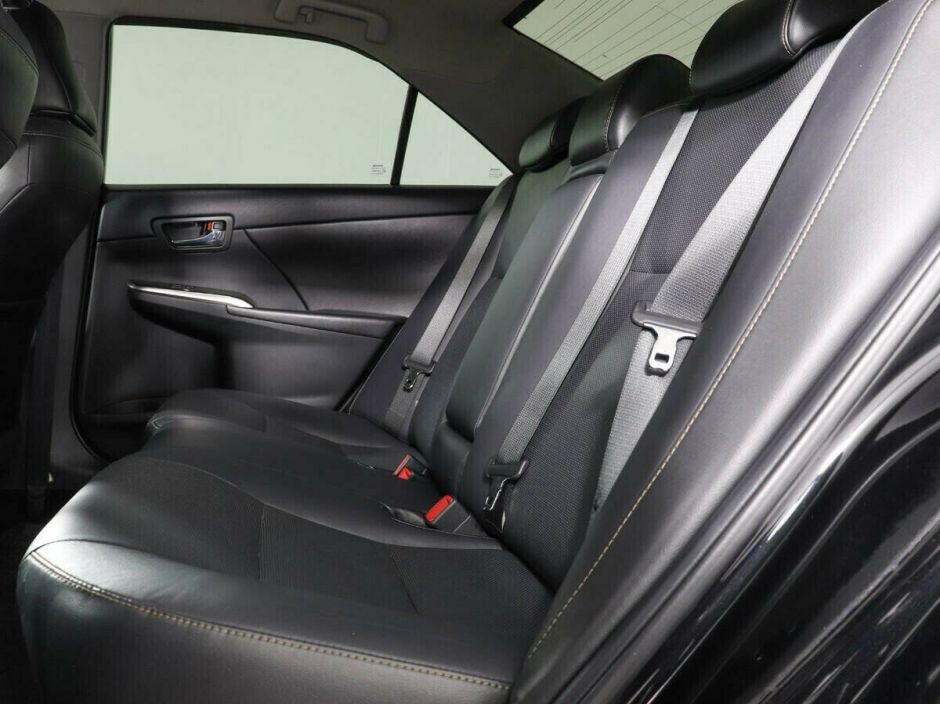 Toyota Camry, 2.0 л, АТ, 2015 фото 1