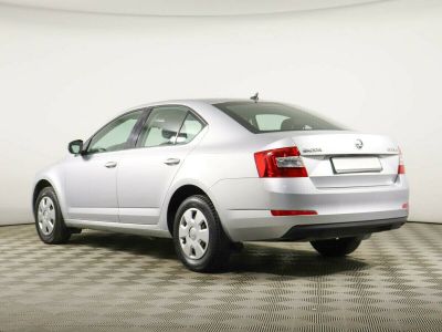 Skoda Octavia, 1.6 л, МКПП, 2016 фото 6