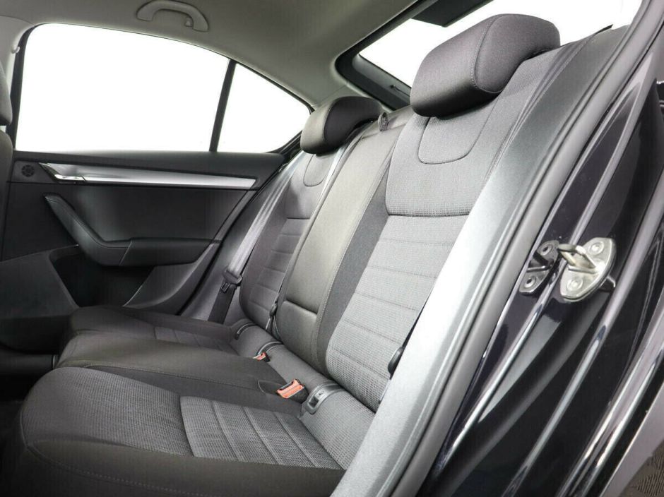 Skoda Octavia, 1.8 л, Робот, 2016 фото 1