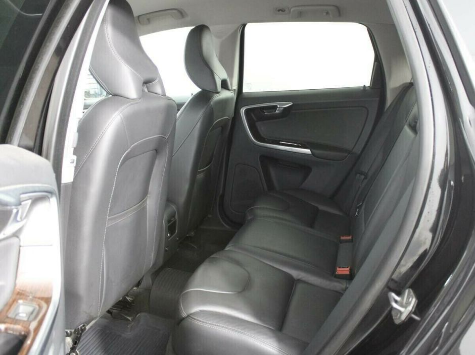 Volvo XC60, 2.4 л, АТ, 2015 фото 1