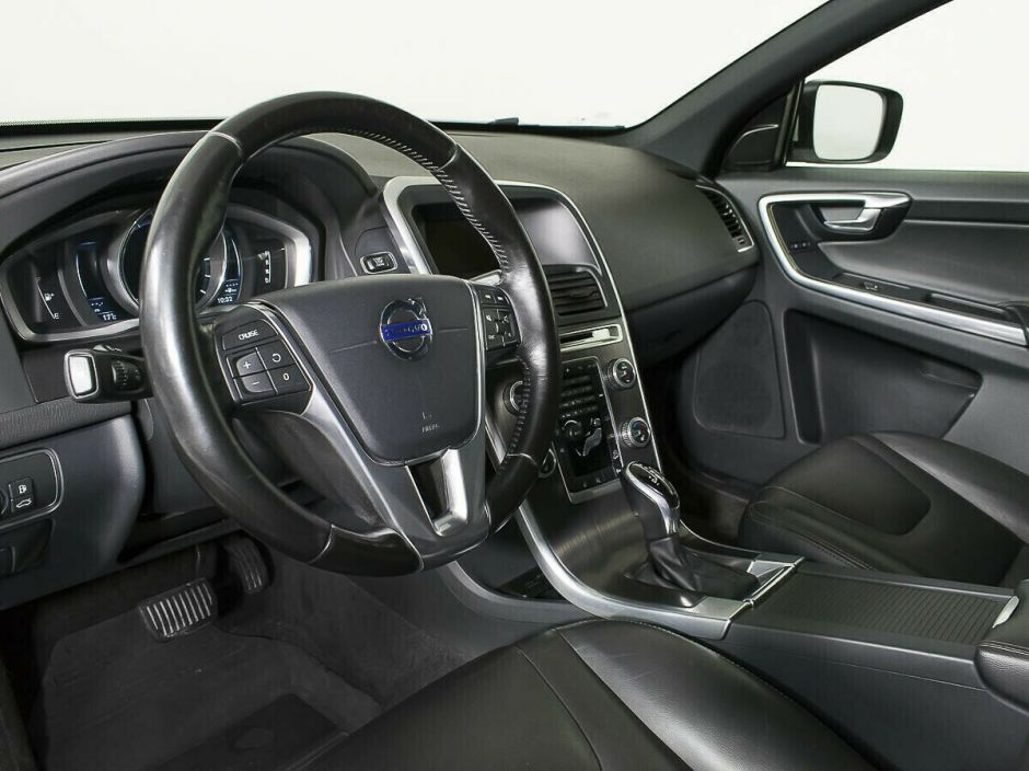 Volvo XC60, 2.4 л, АТ, 2015 фото 8