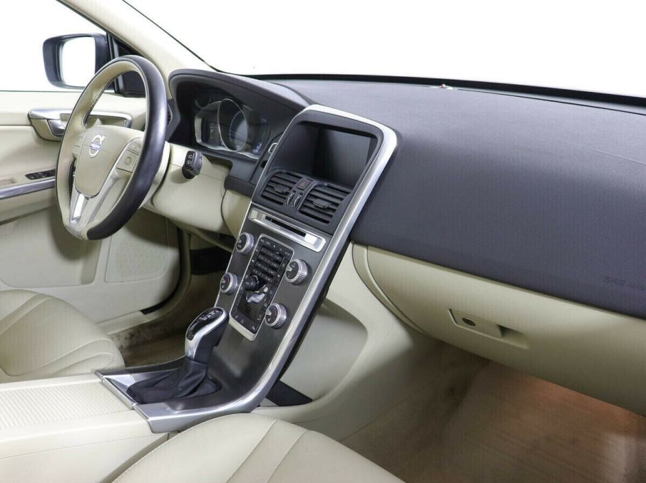 Volvo XC60, 2.4 л, АТ, 2015 фото 7