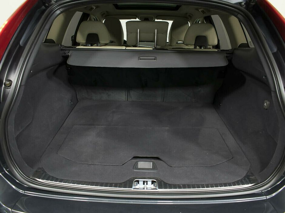 Volvo XC60, 2.4 л, АТ, 2016 фото 2