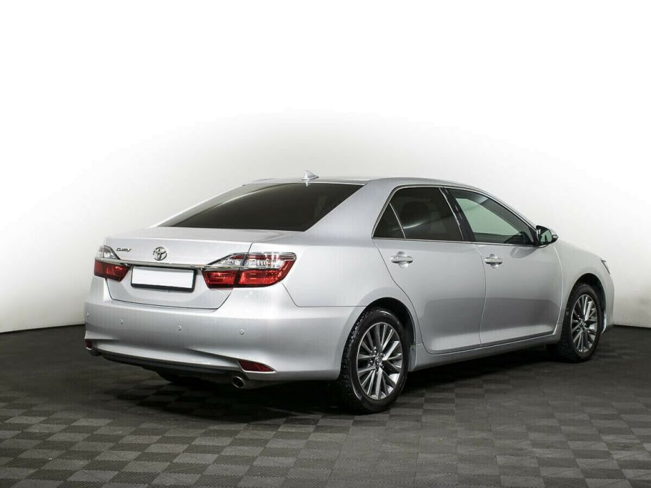 Toyota Camry, 2.5 л, АТ, 2018 фото 4