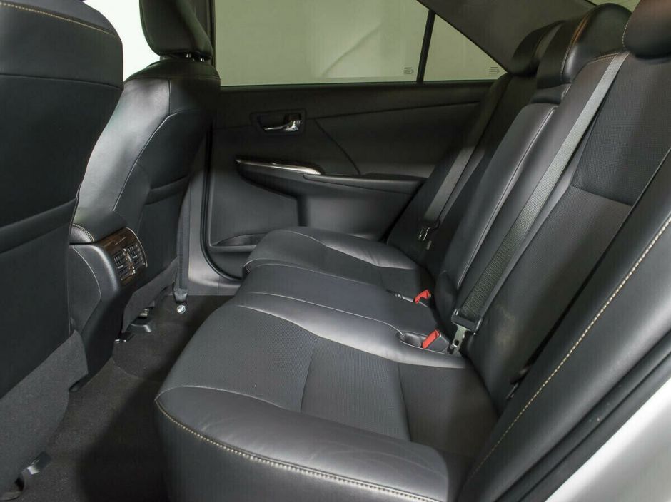 Toyota Camry, 2.5 л, АТ, 2018 фото 12