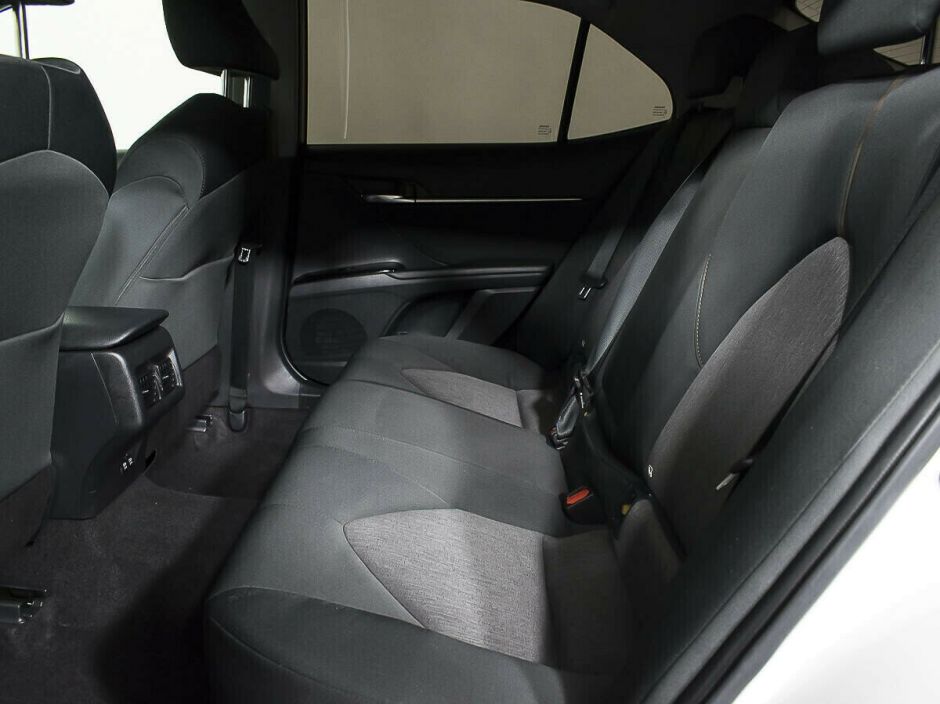 Toyota Camry, 2.0 л, АТ, 2018 фото 9