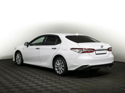 Toyota Camry, 2.5 л, АКПП, 2018 фото 6