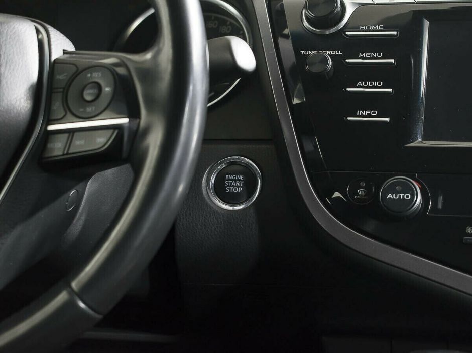 Toyota Camry, 2.5 л, АТ, 2018 фото 12