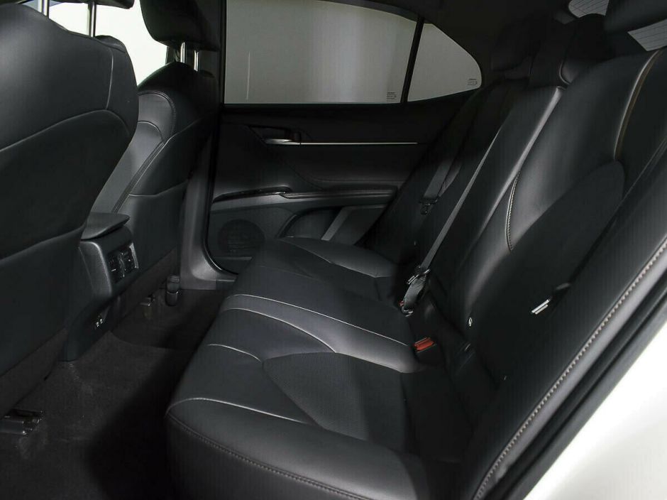 Toyota Camry, 2.5 л, АТ, 2018 фото 1