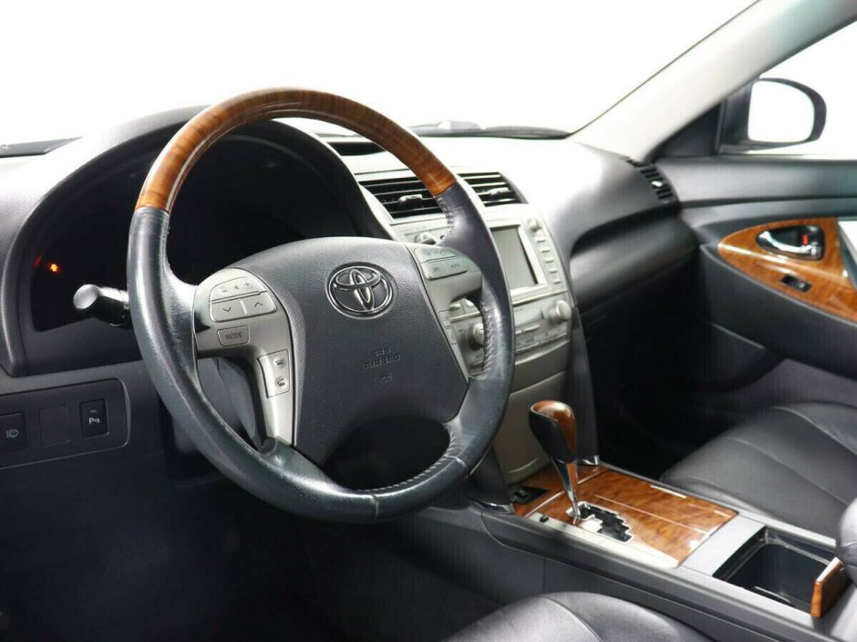 Toyota Camry, 3.5 л, АТ, 2010 фото 7