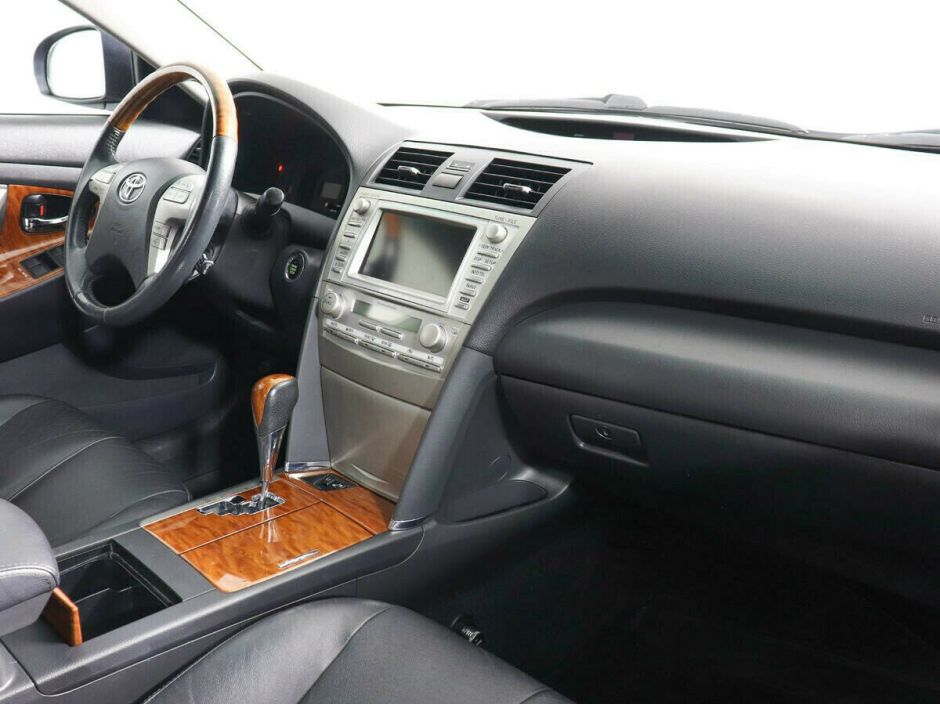 Toyota Camry, 3.5 л, АТ, 2010 фото 9