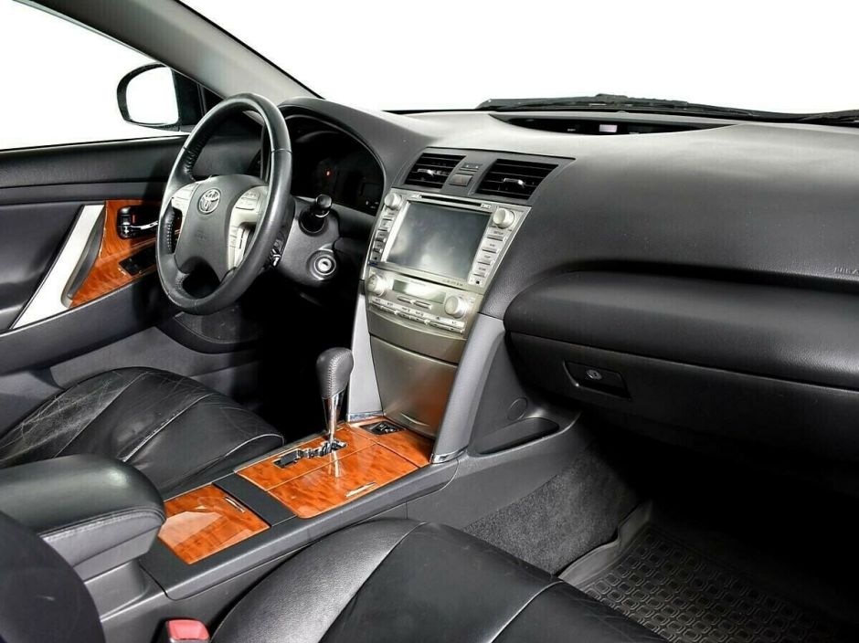 Toyota Camry, 2.4 л, АТ, 2010 фото 2