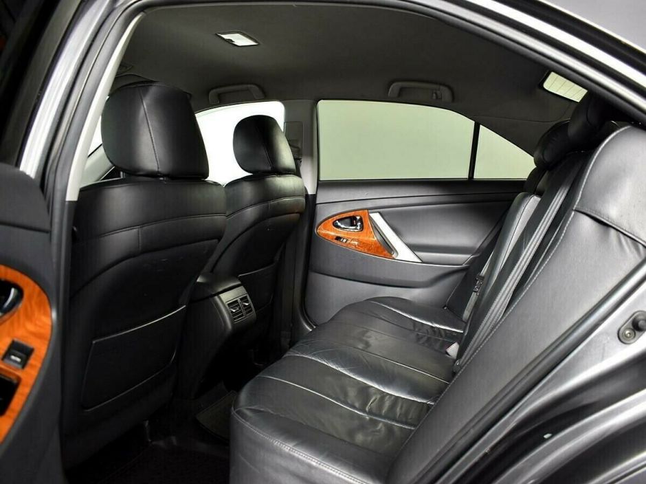 Toyota Camry, 2.4 л, АТ, 2010 фото 1