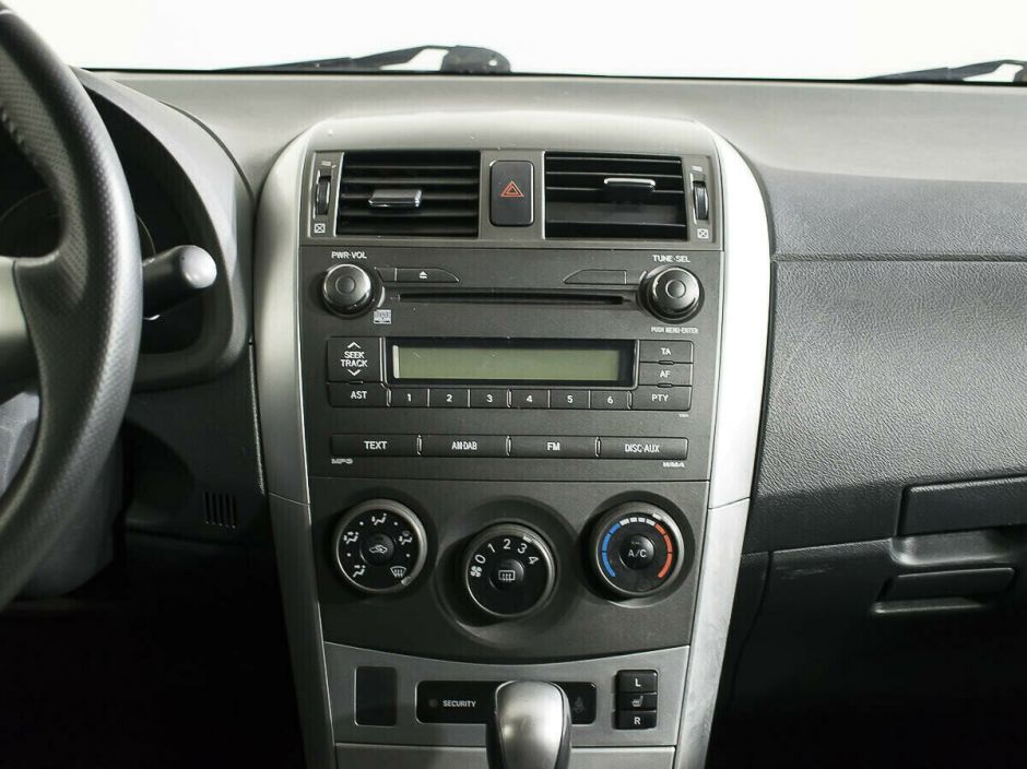 Toyota Corolla, 1.6 л, АТ, 2012 фото 9