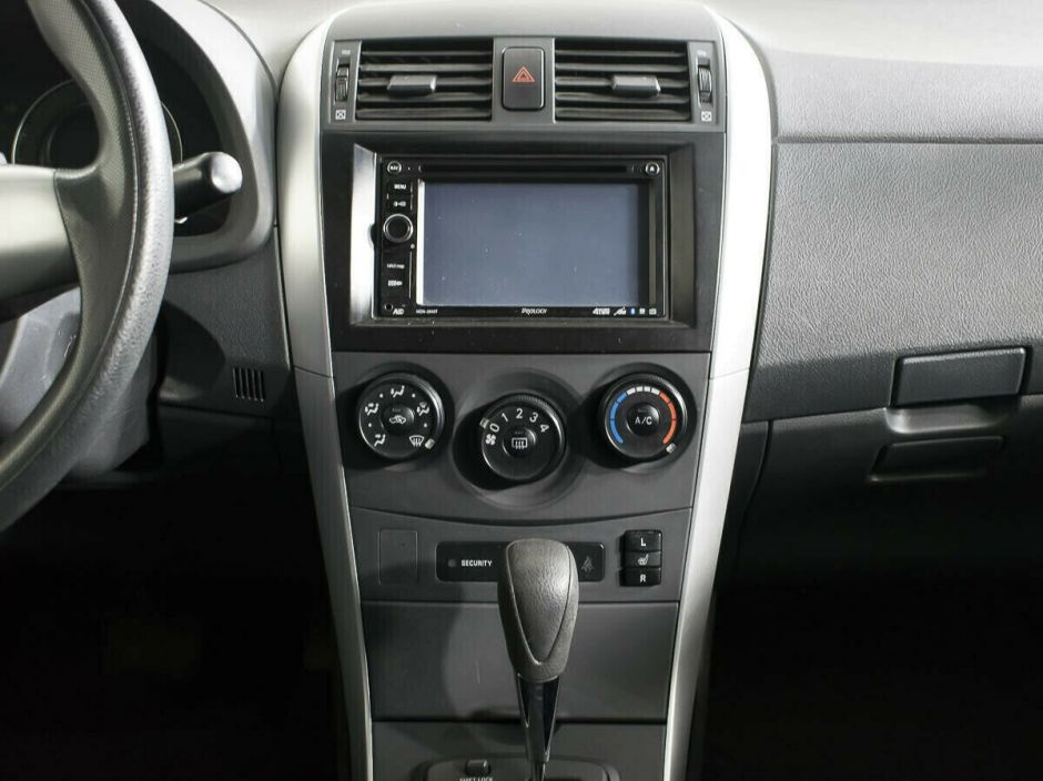 Toyota Corolla, 1.6 л, АТ, 2012 фото 8