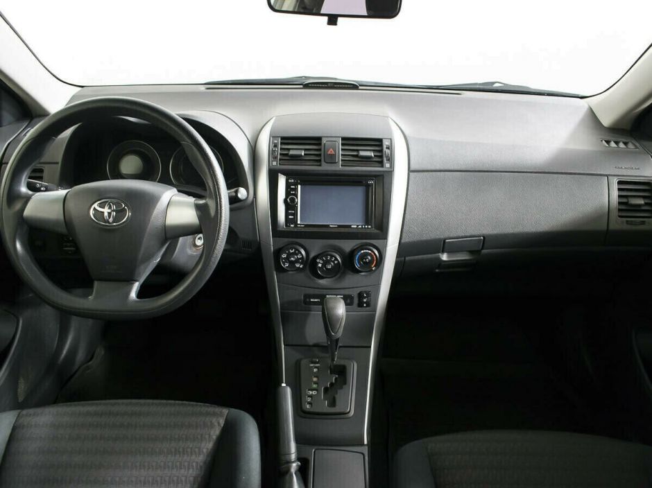 Toyota Corolla, 1.6 л, АТ, 2012 фото 2