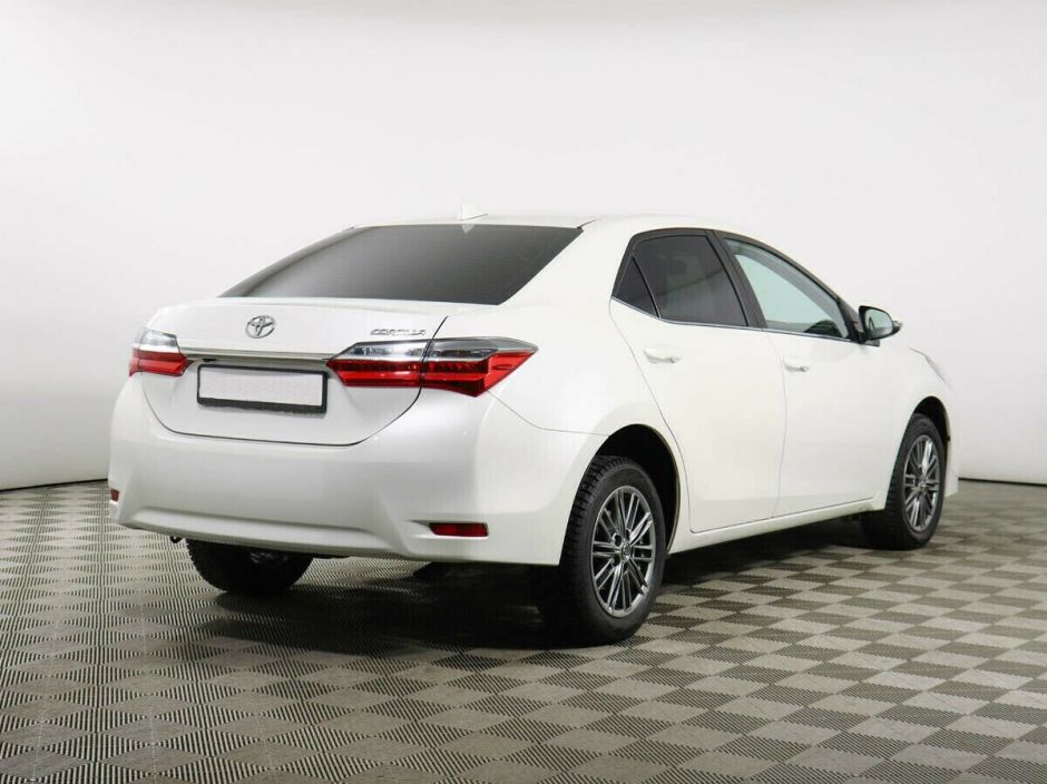 Toyota Corolla, 1.6 л, Вариатор, 2016 фото 4