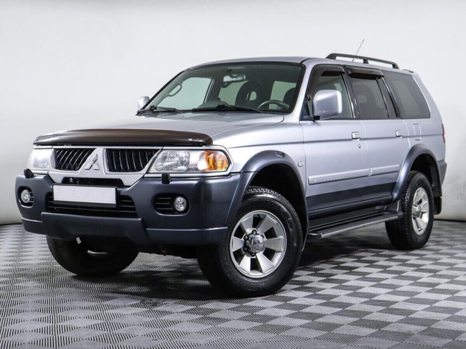 Mitsubishi Pajero Sport, 3.0 л, АТ, 2004 фото 3