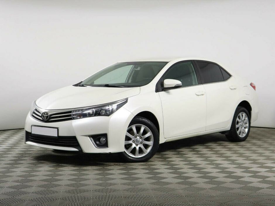 Toyota Corolla, 1.6 л, Вариатор, 2013 фото 3