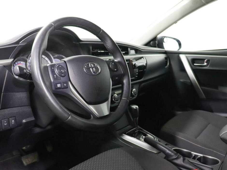 Toyota Corolla, 1.6 л, Вариатор, 2014 фото 7
