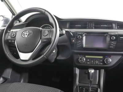 Toyota Corolla, 1.6 л, CVT, 2014 фото 8