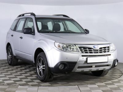 Subaru Forester, 2.0 л, АКПП, 2011 фото 5