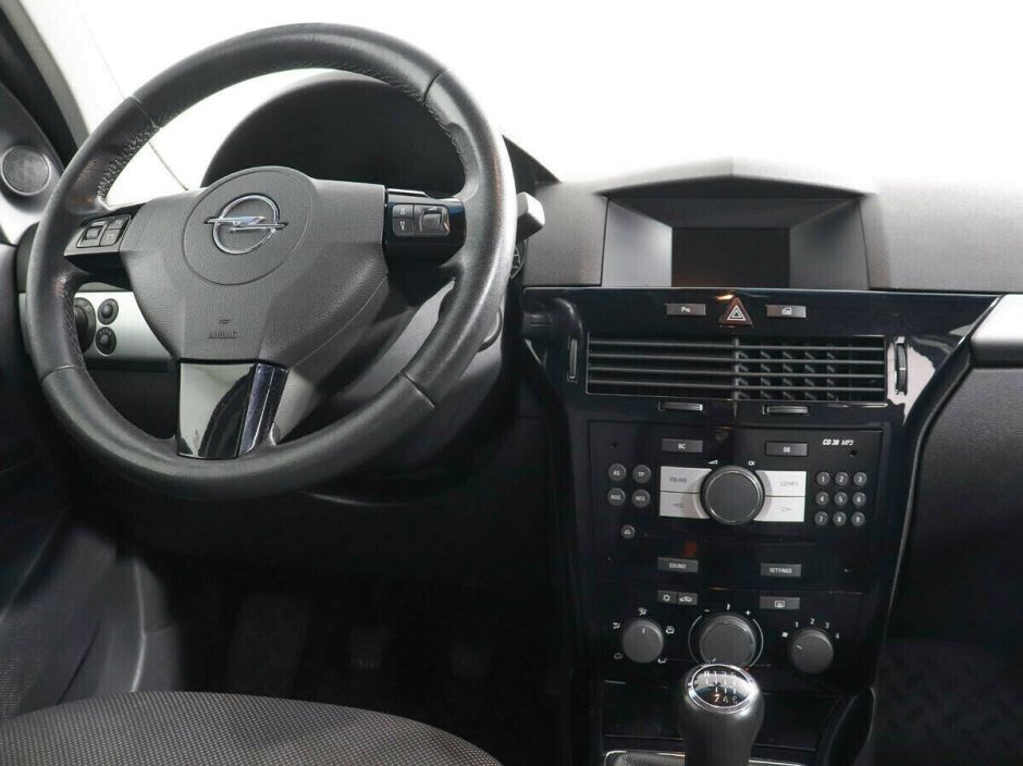 Opel Astra, 1.3 л, МТ, 2010 фото 8