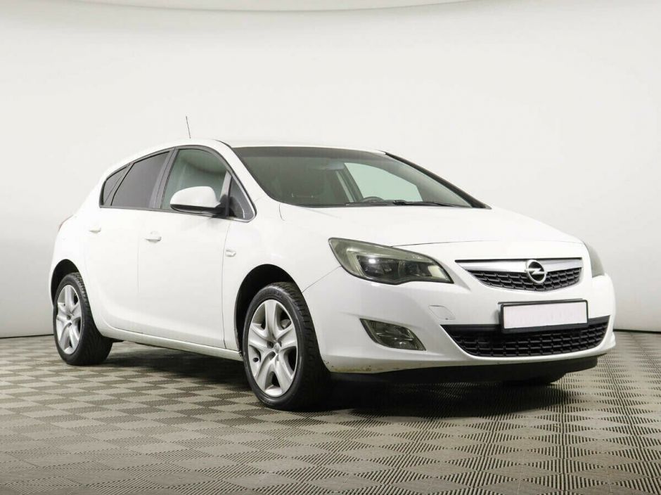 Opel Astra, 1.4 л, АТ, 2011 фото 4
