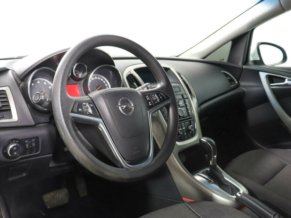 Opel Astra, 1.4 л, АТ, 2011 фото 7