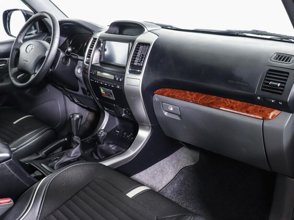 Toyota Land Cruiser Prado, 4.0 л, АТ, 2004 фото 2