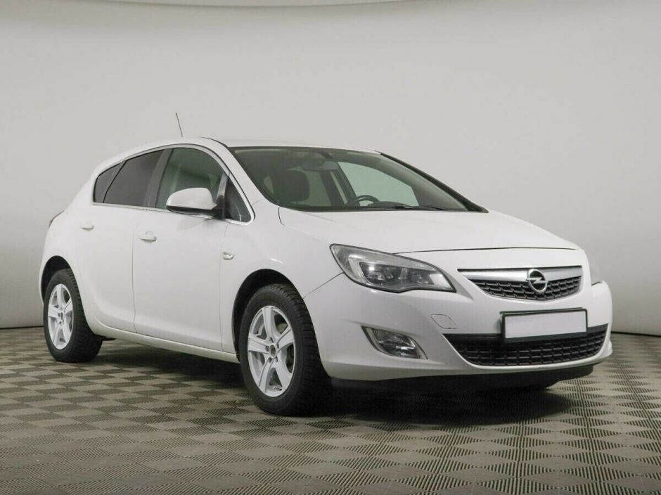 Opel Astra, 1.4 л, АТ, 2012 фото 4