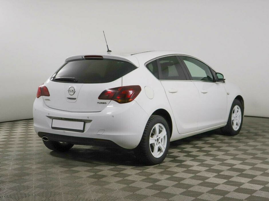 Opel Astra, 1.4 л, АТ, 2012 фото 5