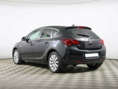 Opel Astra, 1.6 л, АКПП, 2011 фото 6