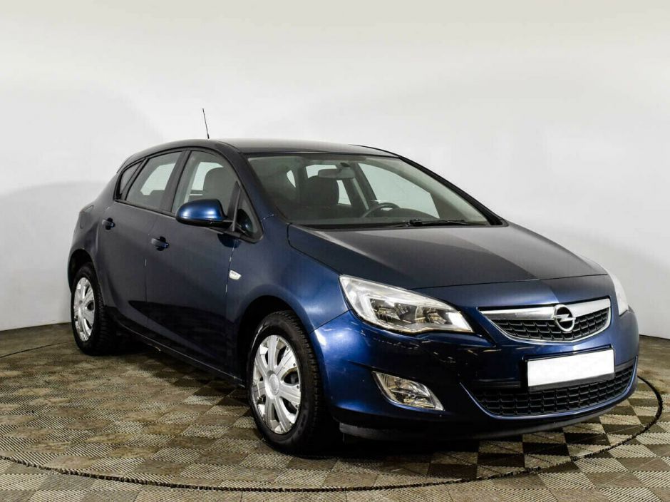 Opel Astra, 1.6 л, АТ, 2011 фото 4