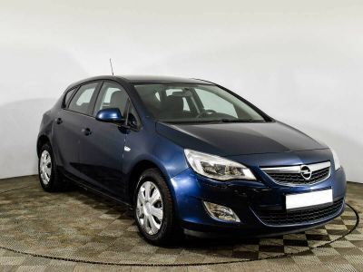 Opel Astra, 1.6 л, АКПП, 2011 фото 4