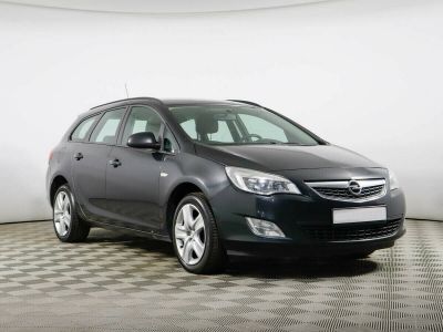 Opel Astra, 1.4 л, АКПП, 2011 фото 4