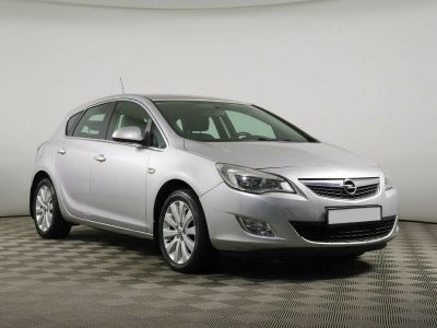 Opel Astra, 1.6 л, АКПП, 2012 фото 4