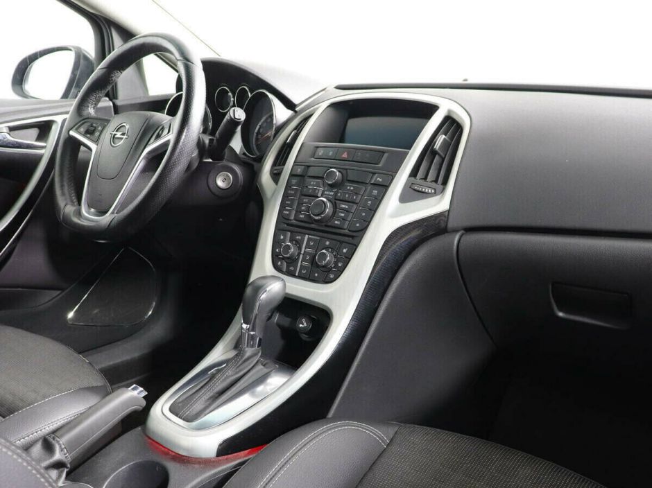 Opel Astra, 1.4 л, АТ, 2012 фото 9