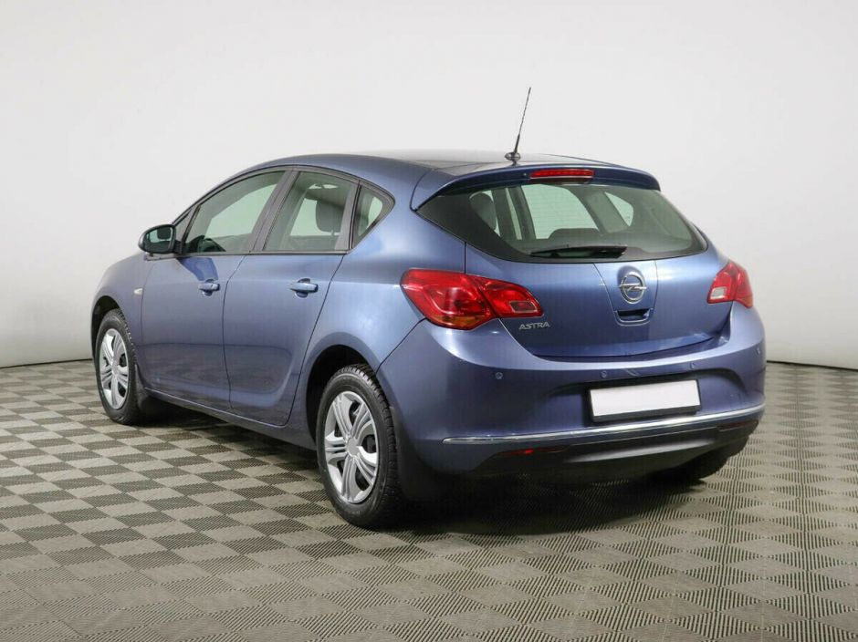 Opel Astra, 1.6 л, АТ, 2012 фото 6