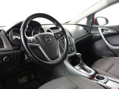 Opel Astra, 1.4 л, АКПП, 2013 фото 2