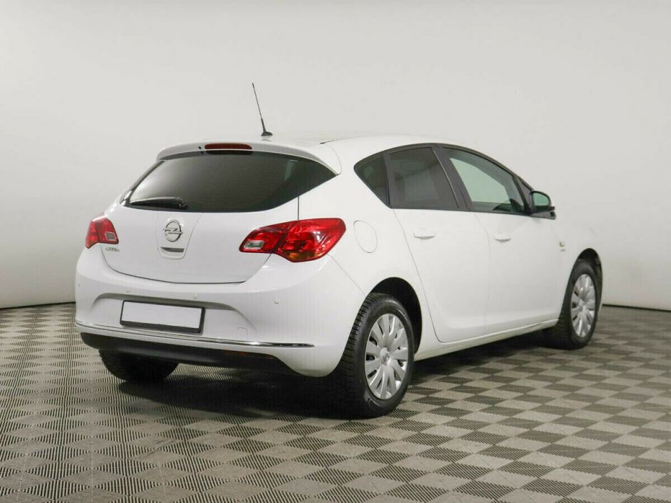 Opel Astra, 1.6 л, АТ, 2013 фото 5
