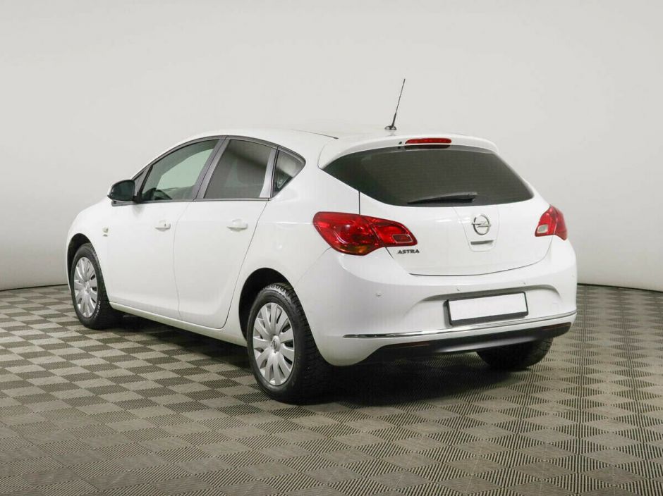 Opel Astra, 1.6 л, АТ, 2013 фото 6