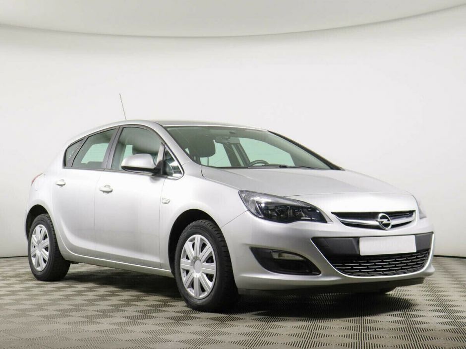 Opel Astra, 1.6 л, МТ, 2014 фото 4