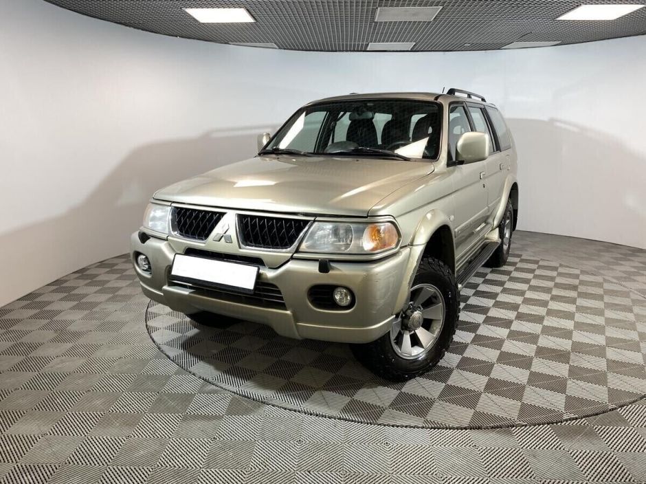 Mitsubishi Pajero Sport, 3.0 л, АТ, 2008 фото 3