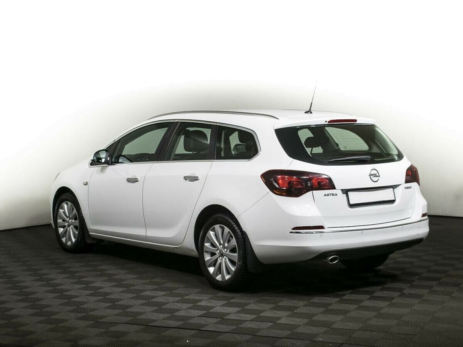 Opel Astra, 1.4 л, АТ, 2013 фото 6