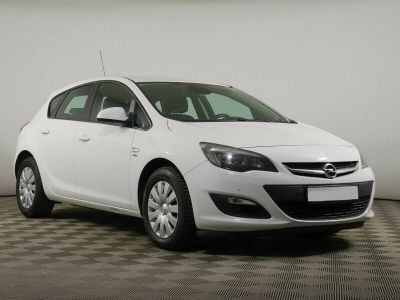 Opel Astra, 1.6 л, АКПП, 2014 фото 4