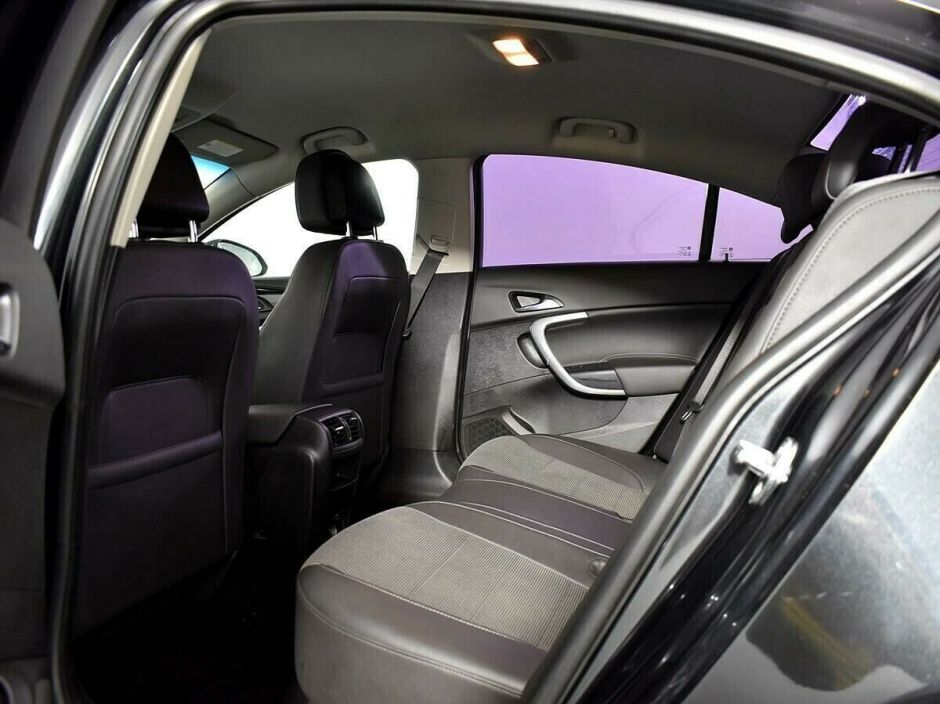 Opel Insignia, 2.0 л, АТ, 2012 фото 1