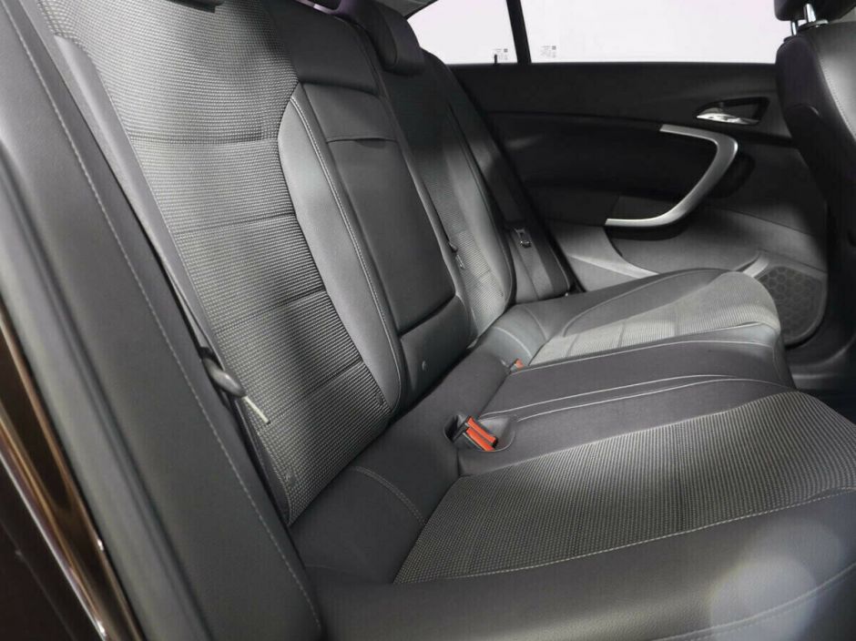 Opel Insignia, 2.0 л, АТ, 2012 фото 2