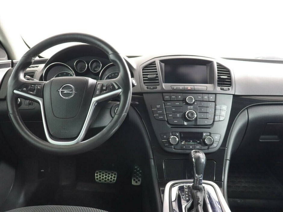 Opel Insignia, 2.0 л, АТ, 2013 фото 8