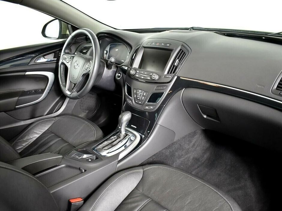 Opel Insignia, 2.0 л, АТ, 2013 фото 2